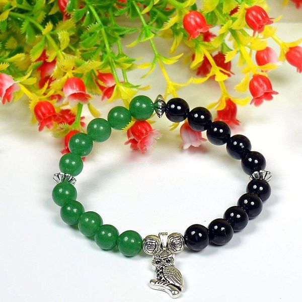 Green Jade Bracelet for Wealth & Prosperity - Solacely